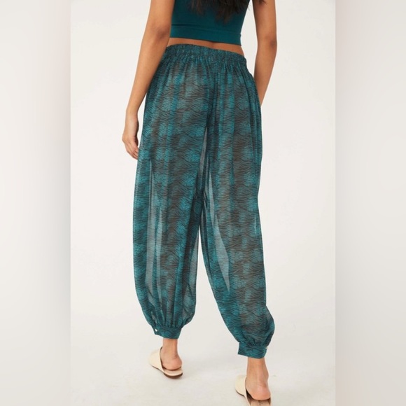 FREE PEOPLE more chill sleep PANTS - Picture 2 of 8